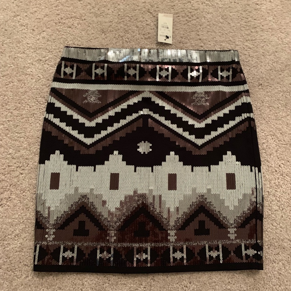 🔥 NWT! 🔥 Express Sequin Skirt! - Picture 3 of 3